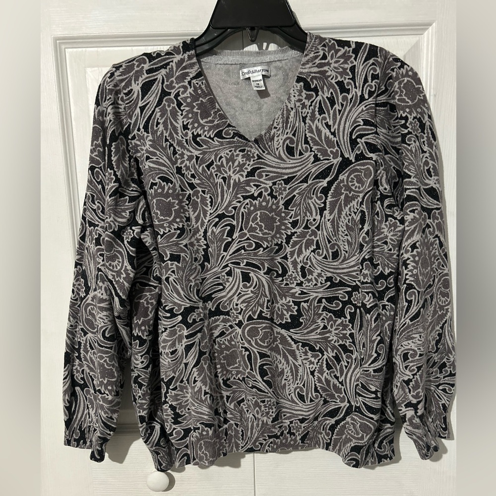 Croft & Barrow Black Gray glittery Paisley sweater size 1X